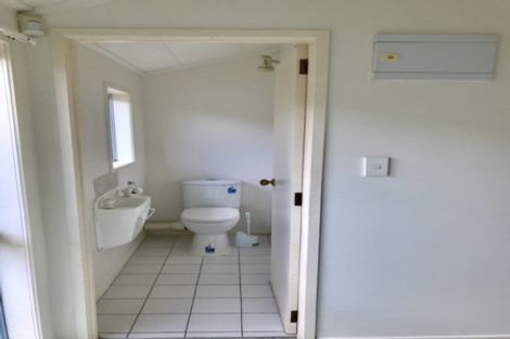 Photo of property in 26a Reid Road, New Lynn, Auckland, 0600