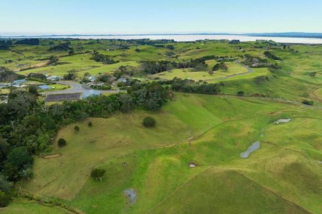 Photo of property in 34 Cemetery Road, Pollok, 2684