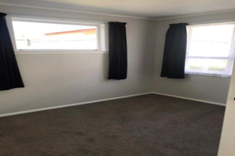 Photo of property in 11 Waitahanui Avenue, Taupo, 3330