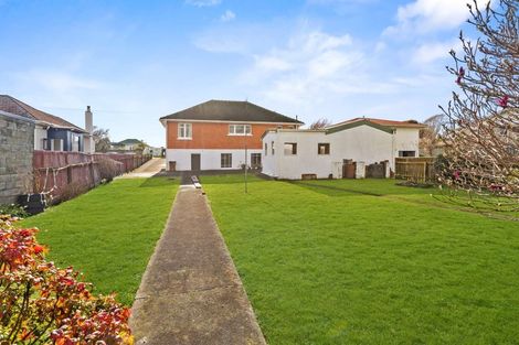Photo of property in 27 Graham Street, Levin, 5510