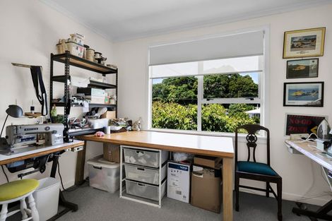 Photo of property in 22 Awanui Street, Merrilands, New Plymouth, 4312