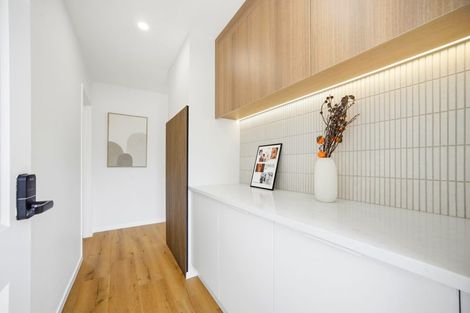 Photo of property in 11 Juniper Road, Sunnynook, Auckland, 0620