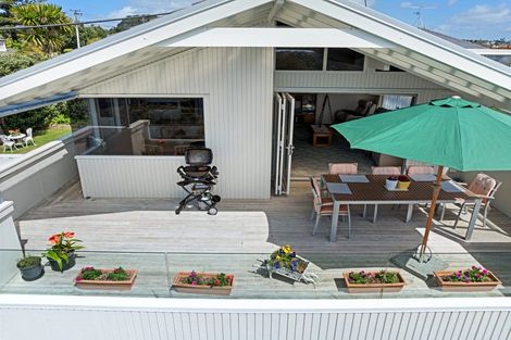 Photo of property in 1/9 Nigel Road, Browns Bay, Auckland, 0630