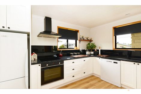Photo of property in 34 Opie Street, Waimate, 7924
