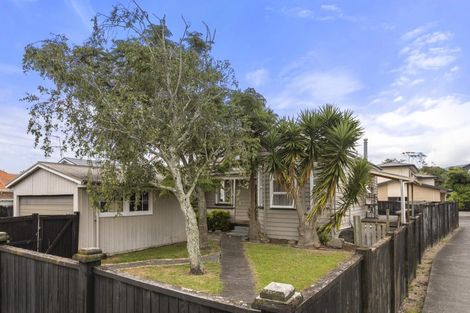 Photo of property in 9 Mellsop Avenue, Waiuku, 2123