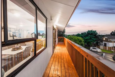 Photo of property in 59 Reynella Drive, Massey, Auckland, 0614