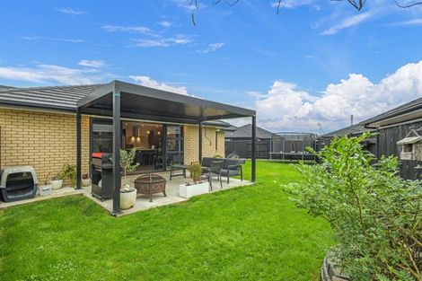 Photo of property in 11 Pearl Grove, Ashhurst, 4810