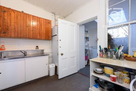 Photo of property in 182 Tasman Street, Mount Cook, Wellington, 6021