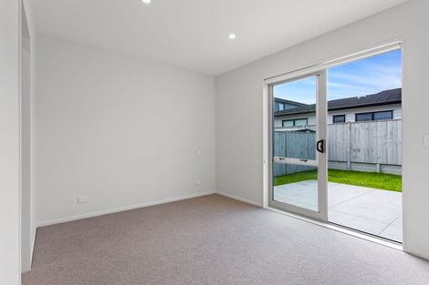 Photo of property in 32 Te Mura Crescent, Takanini, 2112