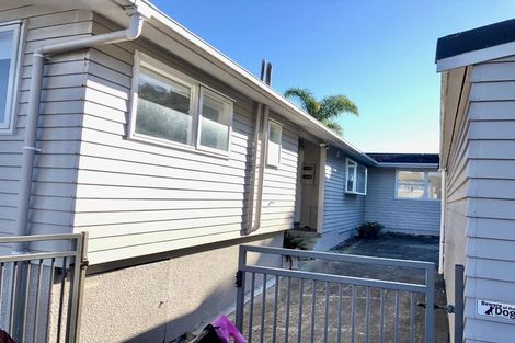 Photo of property in 20 Clovelly Road, Bucklands Beach, Auckland, 2012