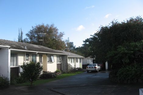 Photo of property in 2/63 Archmillen Avenue, Pakuranga Heights, Auckland, 2010