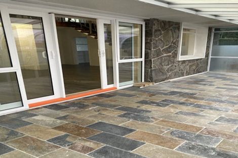 Photo of property in 21 Lyndhurst Road, Te Atatu South, Auckland, 0610