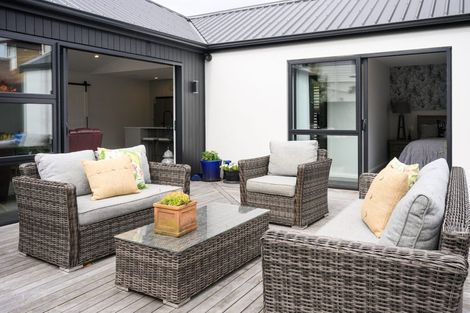 Photo of property in 76 Slacks Road, Awapuni, Palmerston North, 4412