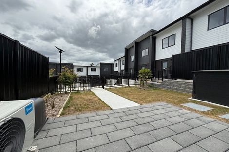 Photo of property in 1/4 Limestone Drive, Hobsonville, Auckland, 0616