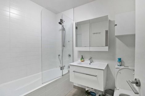 Photo of property in 19/22u Booth Street, Miramar, Wellington, 6022