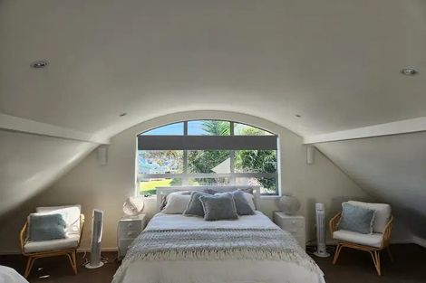 Photo of property in 306 Ocean Road, Whangamata, 3620