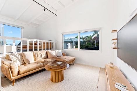 Photo of property in 63 Ardern Avenue, Stanmore Bay, Whangaparaoa, 0932