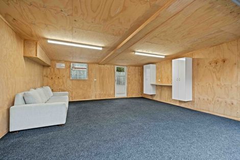 Photo of property in 19 Lawrence Crescent, Hillpark, Auckland, 2102