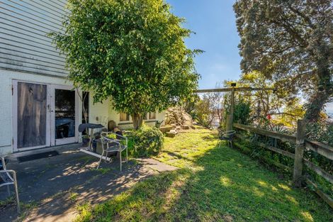 Photo of property in 3 Hornsey Road, Bluff Hill, Napier, 4110