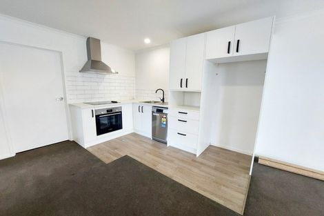 Photo of property in 152u4 Old Farm Road, Hamilton East, Hamilton, 3216