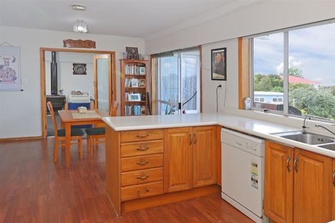 Photo of property in 4247 Great North Road, Glendene, Auckland, 0602