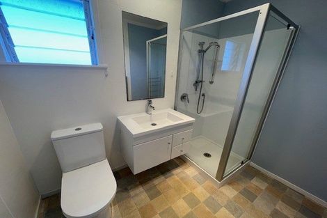 Photo of property in 2/11 Winscombe Street, Belmont, Auckland, 0622