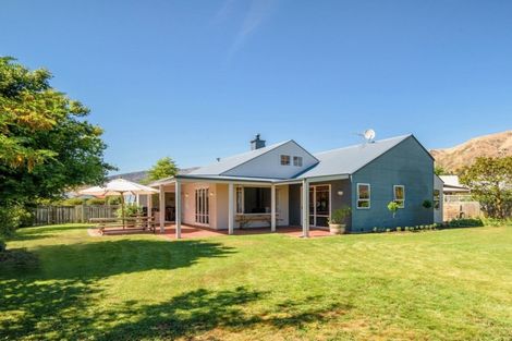Photo of property in 18 Little Oak Common, Wanaka, 9305
