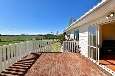 Photo of property in 37 Te Pua School Road, Helensville, 0875