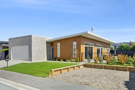 Photo of property in 7 David Place, Cromwell, 9310