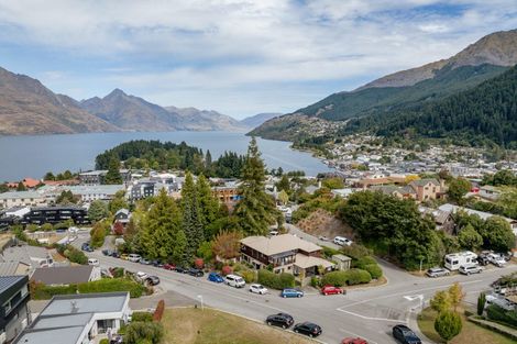 Photo of property in 1 Salmond Place, Queenstown, 9300