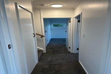 Photo of property in 9 Harbour Park Terrace, Khandallah, Wellington, 6035