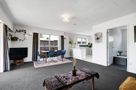 Photo of property in 1/8 Ross Place, Blagdon, New Plymouth, 4310