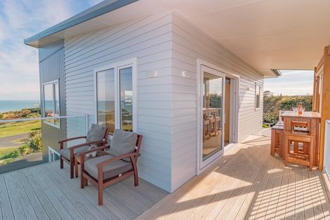 Photo of property in Ehaus, 42 Longbeach Drive, Castlecliff, Whanganui, 4501