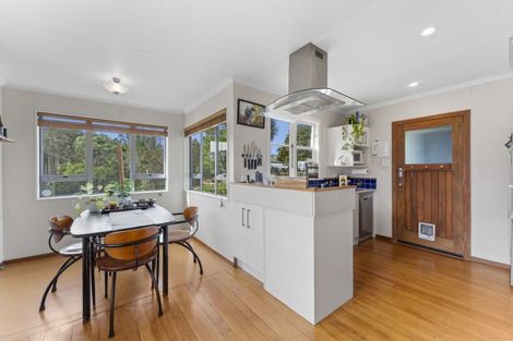 Photo of property in 27 Waterloo Crescent, Hokowhitu, Palmerston North, 4410