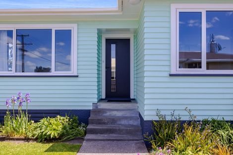 Photo of property in 44 Celia Street, Stratford, 4332