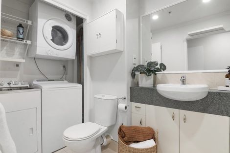 Photo of property in 1p/7-11 Bute Road, Browns Bay, Auckland, 0630