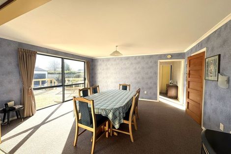 Photo of property in 24 Lanark Street, Balclutha, 9230