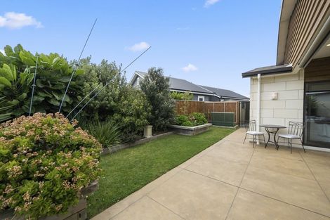 Photo of property in 14 Taranui Way, Paraparaumu Beach, Paraparaumu, 5032