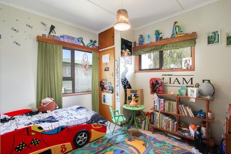 Photo of property in 28 Caxton Street, Onekawa, Napier, 4110