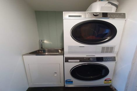 Photo of property in 13a George Street, Thorndon, Wellington, 6011