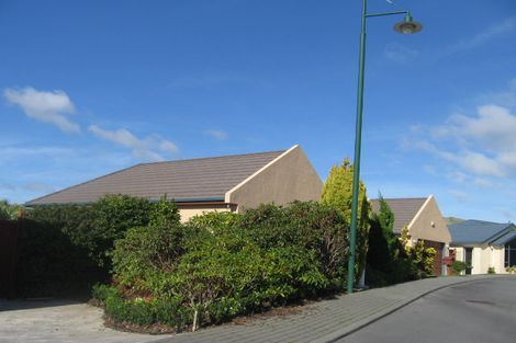 Photo of property in 4 Mariners Way, Whitby, Porirua, 5024