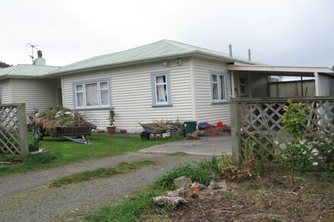 Photo of property in 2 Clifford Road, Johnsonville, Wellington, 6037