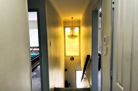 Photo of property in 5 Lendenfeld Drive, Papatoetoe, Auckland, 2025