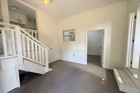 Photo of property in 3 Celeste Place, Totara Vale, Auckland, 0627