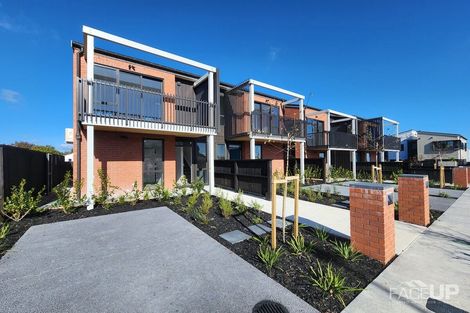 Photo of property in 4 Rahopuru Road, Westgate, 0614