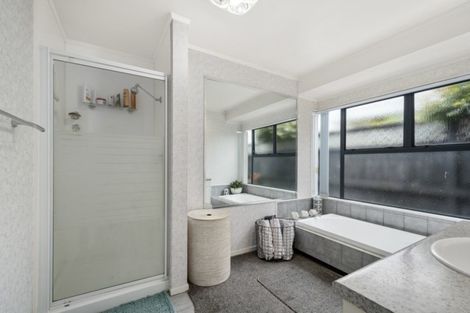 Photo of property in 66b Russley Drive, Mount Maunganui, 3116