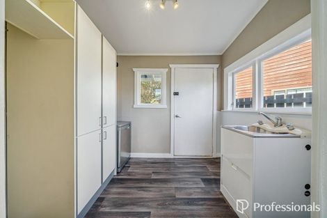 Photo of property in 19a Randwick Crescent, Moera, Lower Hutt, 5010