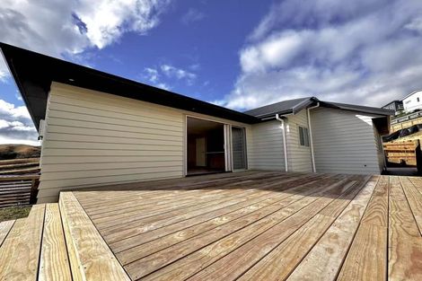 Photo of property in 7 Swinton Place, Churton Park, Wellington, 6037