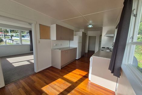 Photo of property in 92 Beazley Avenue, Paparangi, Wellington, 6037