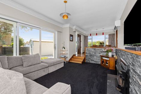 Photo of property in 32 Lucknow Road, Havelock North, 4130
